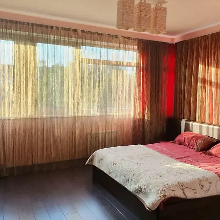 Modern Spacious Flat In Quiet Center Of *
