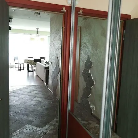 Modern Spacious Flat In Quiet Center Of * ריגה