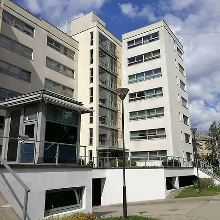 Modern Spacious Flat In Quiet Center Of 아파트 *